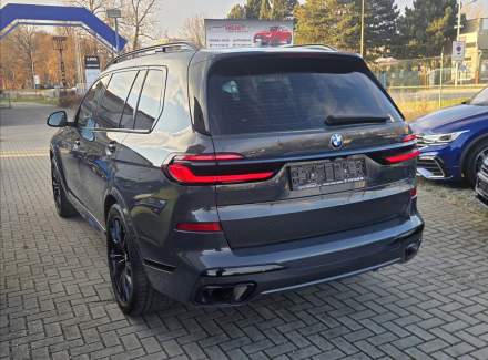 BMW - X7