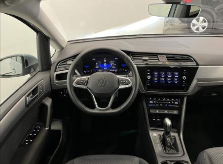 Volkswagen - Touran