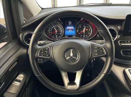 Mercedes-Benz - V-class