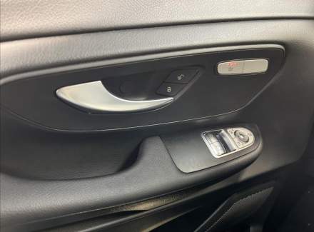 Mercedes-Benz - V-class