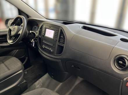 Mercedes-Benz - Vito