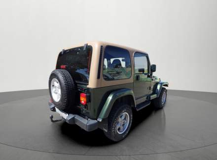 Jeep - Wrangler