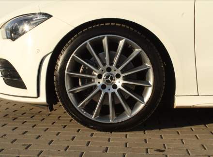 Mercedes-Benz - CLA