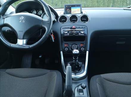 Peugeot - 308