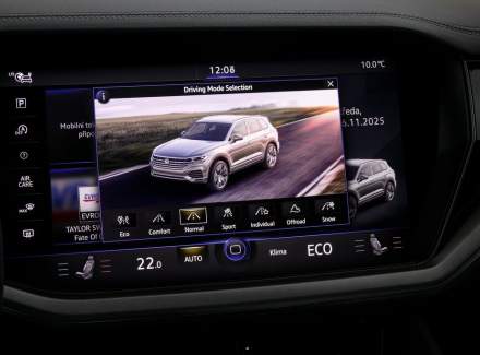 Volkswagen - Touareg