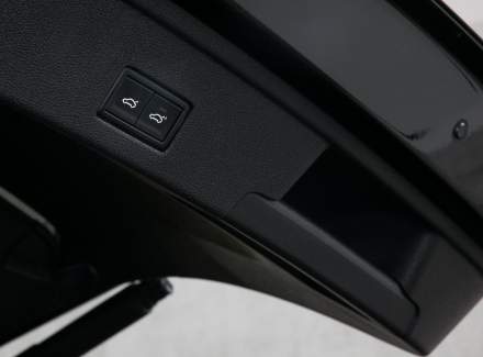 Volkswagen - Touareg