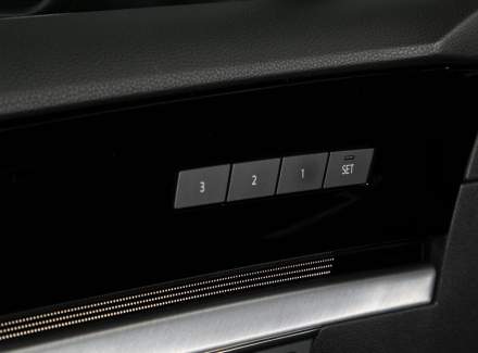 Volkswagen - Touareg