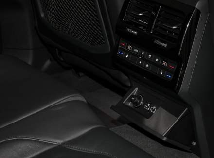 Volkswagen - Touareg