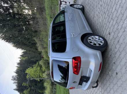 Volkswagen - Touran 1.6 TDI (105 Hp)