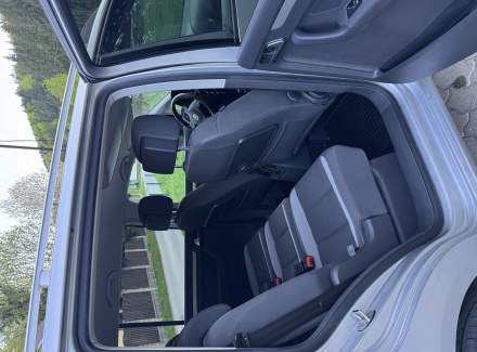 Volkswagen - Touran 1.6 TDI (105 Hp)