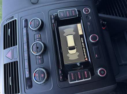 Volkswagen - Touran 1.6 TDI (105 Hp)