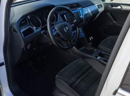 Volkswagen - Touran 1.4 TSI (150 Hp)
