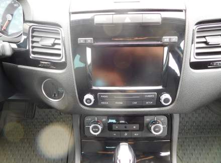 Volkswagen - Touareg 3.0 TDI V6 (240 Hp) 4MOTION Automatic