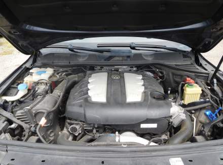 Volkswagen - Touareg 3.0 TDI V6 (240 Hp) 4MOTION Automatic