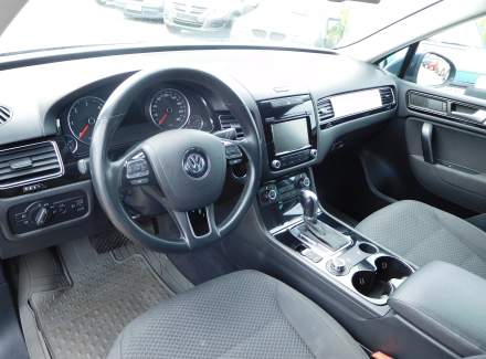 Volkswagen - Touareg 3.0 TDI V6 (240 Hp) 4MOTION Automatic