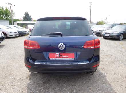 Volkswagen - Touareg 3.0 TDI V6 (240 Hp) 4MOTION Automatic