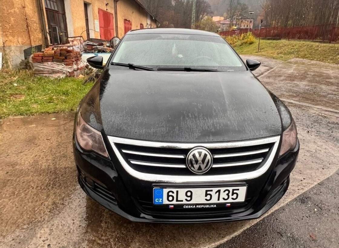Volkswagen - Passat