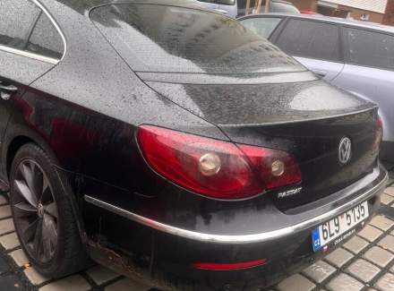 Volkswagen - Passat