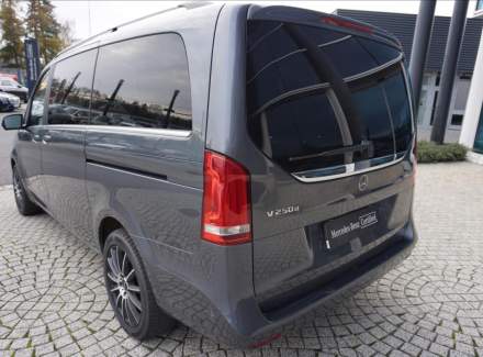 Mercedes-Benz - V-class