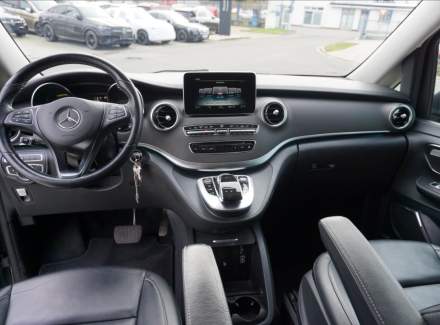 Mercedes-Benz - V-class