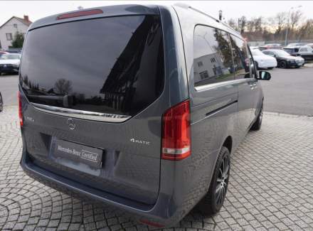 Mercedes-Benz - V-class