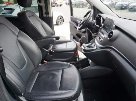 Mercedes-Benz - V-class