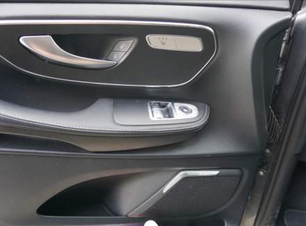 Mercedes-Benz - V-class