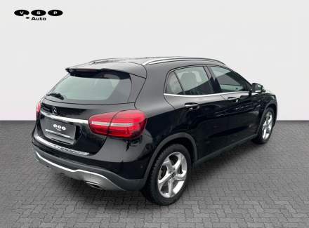 Mercedes-Benz - GLA