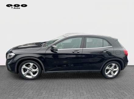 Mercedes-Benz - GLA