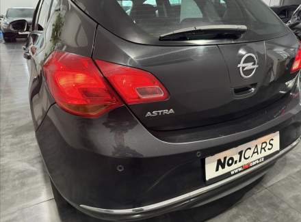 Opel - Astra