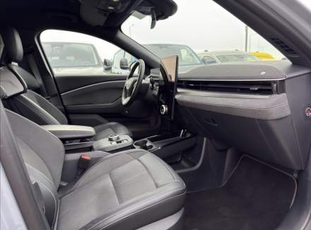 Ford - Mustang Mach-E