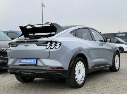 Ford - Mustang Mach-E