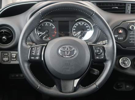 Toyota - Yaris
