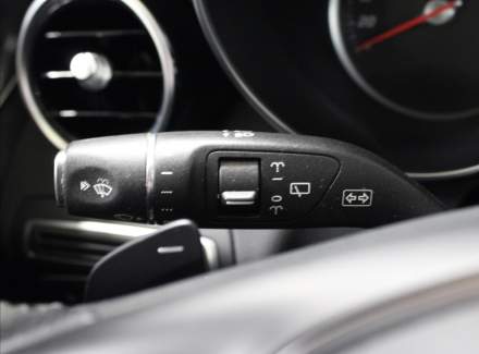 Mercedes-Benz - C-class