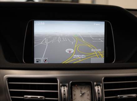 Mercedes-Benz - E-class