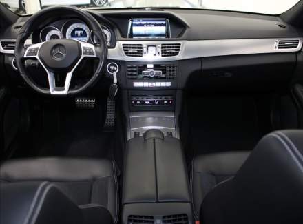 Mercedes-Benz - E-class