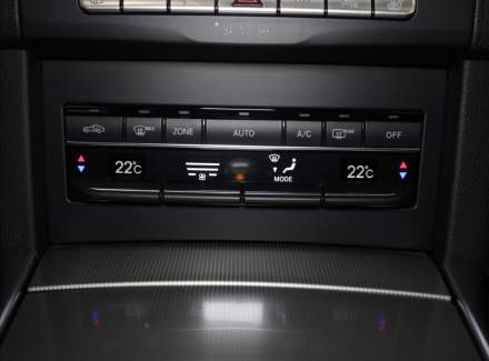 Mercedes-Benz - E-class