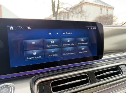 Mercedes-Benz - V-class