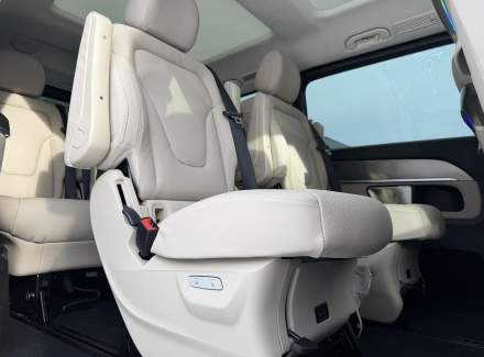 Mercedes-Benz - V-class