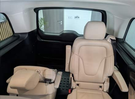 Mercedes-Benz - V-class