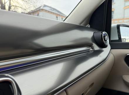 Mercedes-Benz - V-class