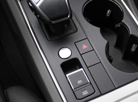 Volkswagen - Touareg