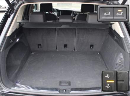 Volkswagen - Touareg