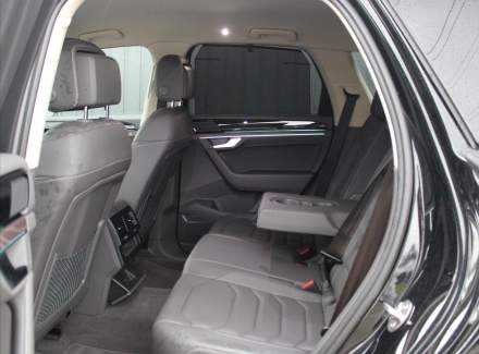 Volkswagen - Touareg