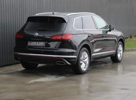 Volkswagen - Touareg