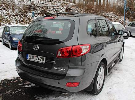 Hyundai - Santa FE