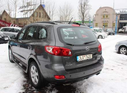 Hyundai - Santa FE