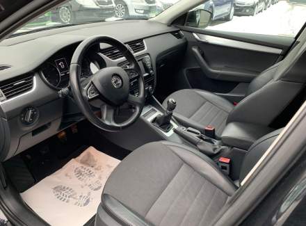 Škoda - Octavia