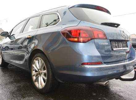 Opel - Astra