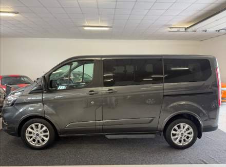 Ford - Tourneo Custom